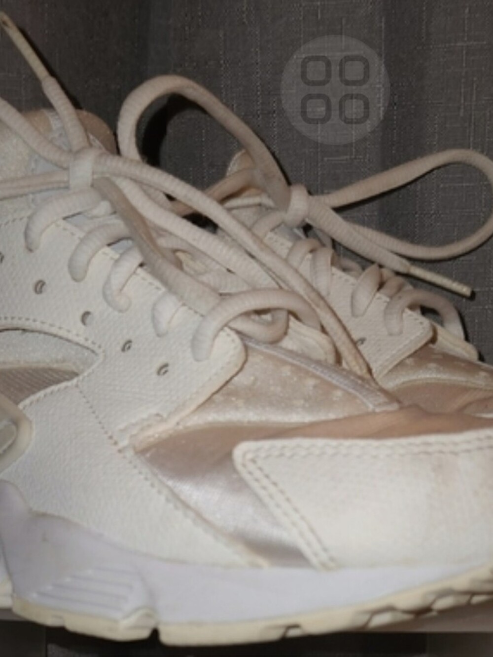 Nike Air Huarache - Womens Shoes white size 6